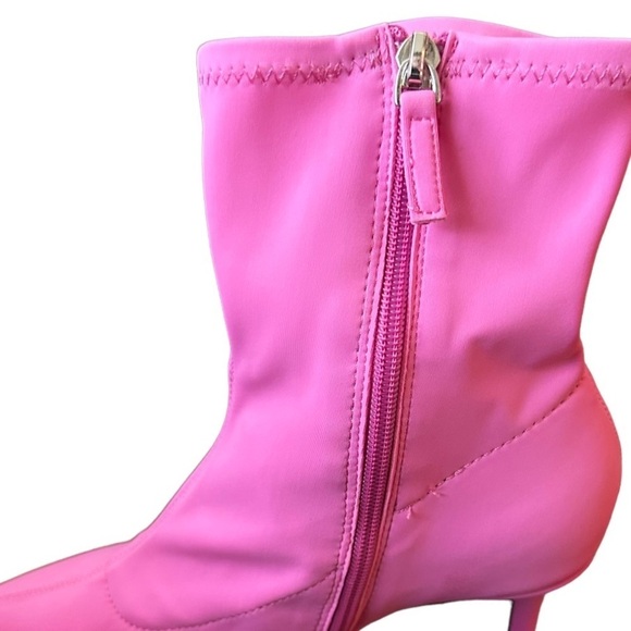 New ELOQUII Neoprene Ankle Boots Size:8W👢 - Picture 6 of 12